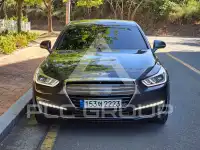 2017 Genesis G90
