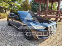 2017 Genesis G90
