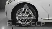 2017 Genesis G90