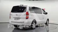 2017 Hyundai Starex