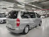 2017 Hyundai Starex