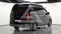 2017 Hyundai Starex