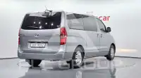 2017 Hyundai Starex