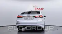 2017 Hyundai Avante