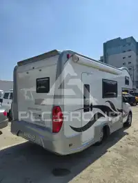 2017 Hyundai Grand Starex