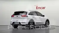 2017 KIA Niro