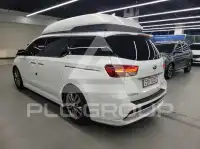 2017 KIA Carnival