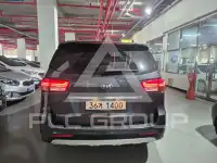 2017 KIA Carnival