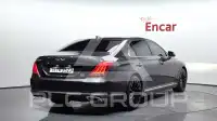 2017 Genesis G90