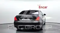 2017 Genesis G90
