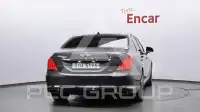 2017 Genesis G90