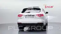 2017 Maserati LEVANTE