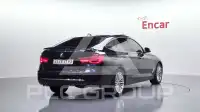 2018 BMW 320