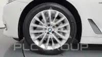 2018 BMW 530