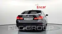 2018 BMW 530