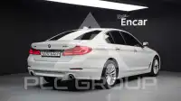 2018 BMW 530
