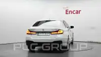 2018 BMW 530