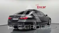 2018 BMW 750