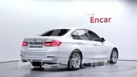 2018 BMW 320