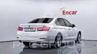 2018 BMW 320