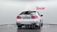 2018 BMW 320