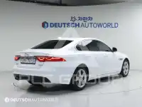 2018 Jaguar XF