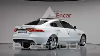 2018 Jaguar XF