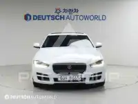 2018 Jaguar XE