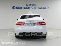 2018 Jaguar XE