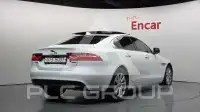 2018 Jaguar XE