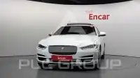2018 Jaguar XE