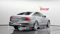 2018 Volvo S90