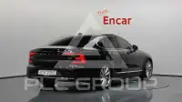 2018 Volvo S90