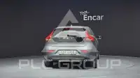 2018 Volvo V40