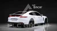 2018 Porsche Panamera