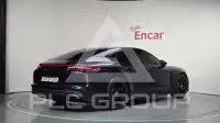 2018 Porsche Panamera