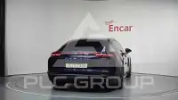 2018 Porsche Panamera