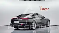 2018 Porsche Panamera