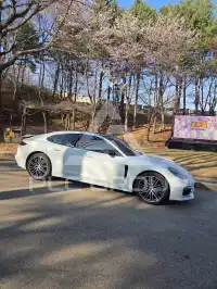 2018 Porsche Panamera