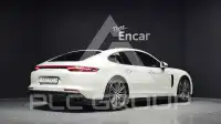 2018 Porsche Panamera