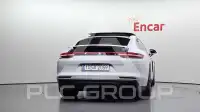 2018 Porsche Panamera