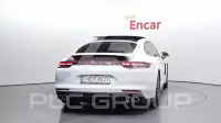 2018 Porsche Panamera