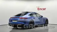 2018 Porsche Panamera