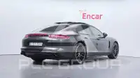 2018 Porsche Panamera