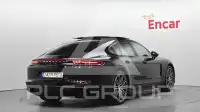 2018 Porsche Panamera