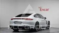2018 Porsche Panamera