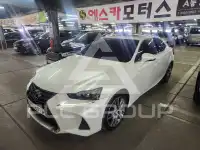 2018 Lexus IS