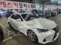 2018 Lexus IS
