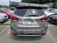2018 KIA Carens