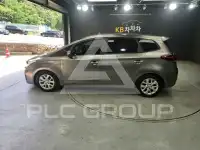 2018 KIA Carens